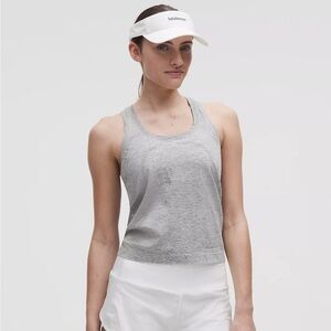 Lululemon Gray Swiftly Tech Racerback Tank Top
2.0 Waist Length 6 Six